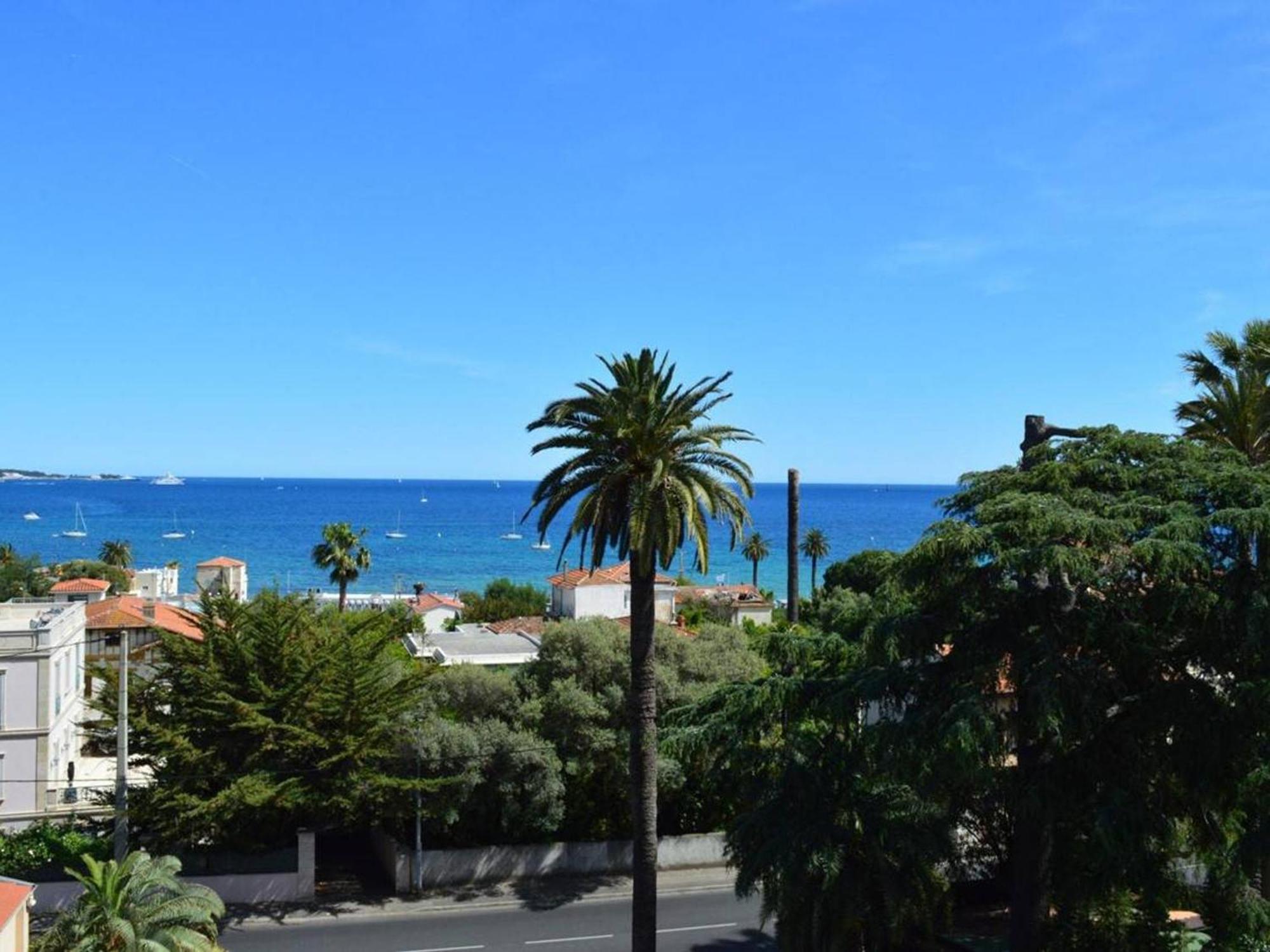 Studio Agreable Avec Loggia, Garage Et Plage A Proximite - 2 Couchages, Golfe-Juan - Fr-1-252-62 外观 照片