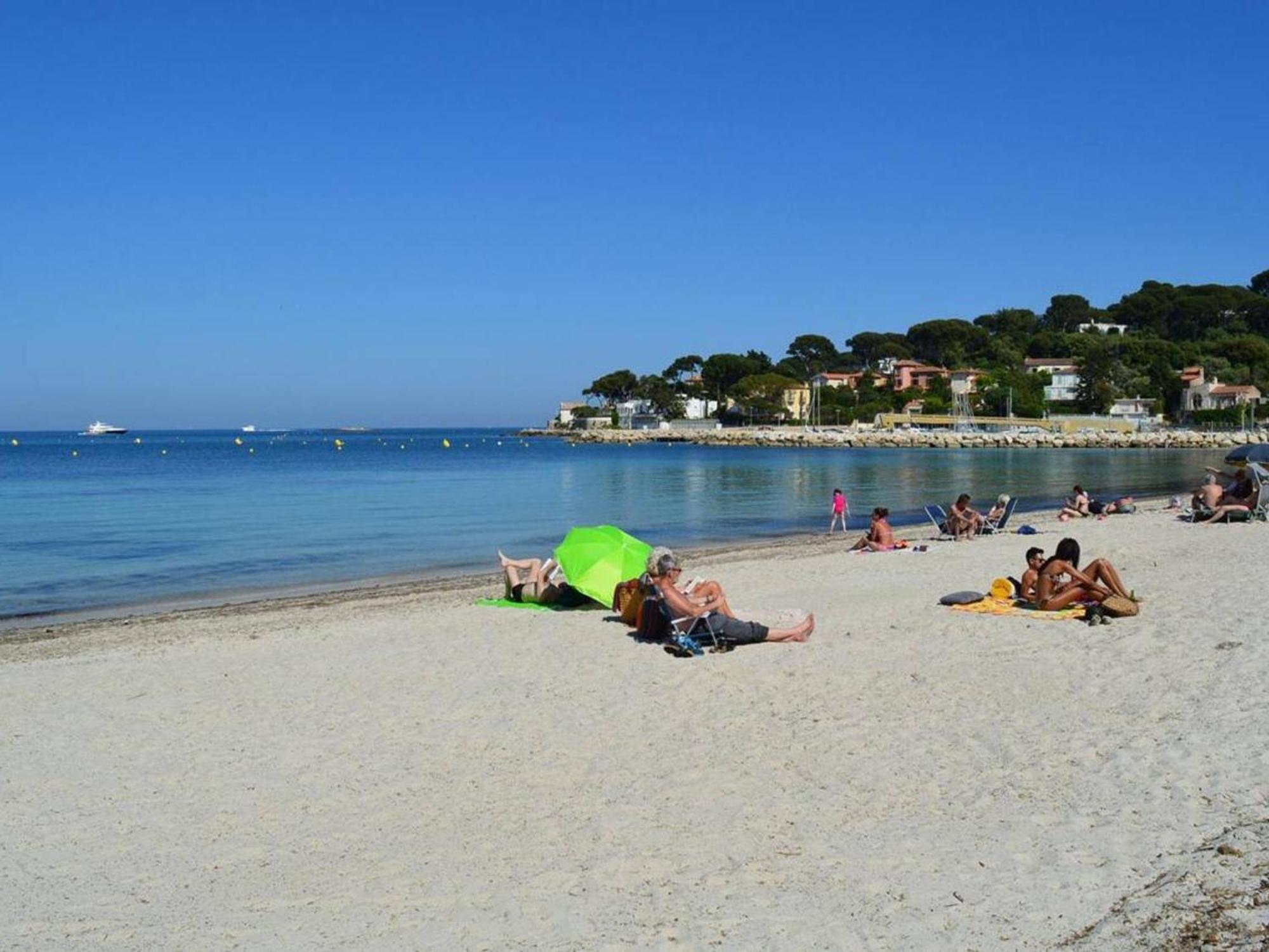 Studio Agreable Avec Loggia, Garage Et Plage A Proximite - 2 Couchages, Golfe-Juan - Fr-1-252-62 外观 照片
